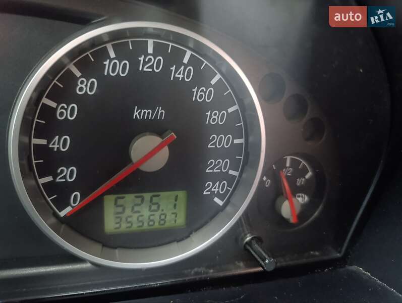 Седан Ford Mondeo 2001 в Городенке