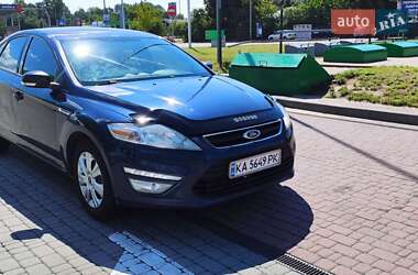 Лифтбек Ford Mondeo 2013 в 