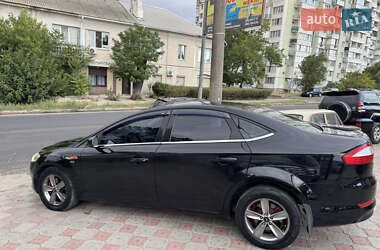 Седан Ford Mondeo 2010 в 