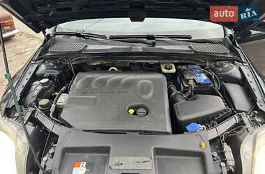 Седан Ford Mondeo 2010 в 