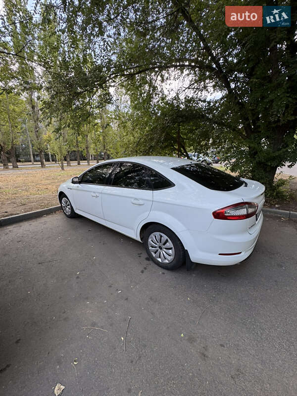 Лифтбек Ford Mondeo 2014 в Николаеве