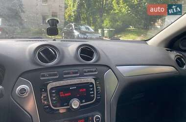 Универсал Ford Mondeo 2011 в 
