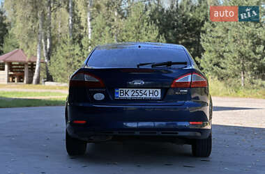Лифтбек Ford Mondeo 2008 в 