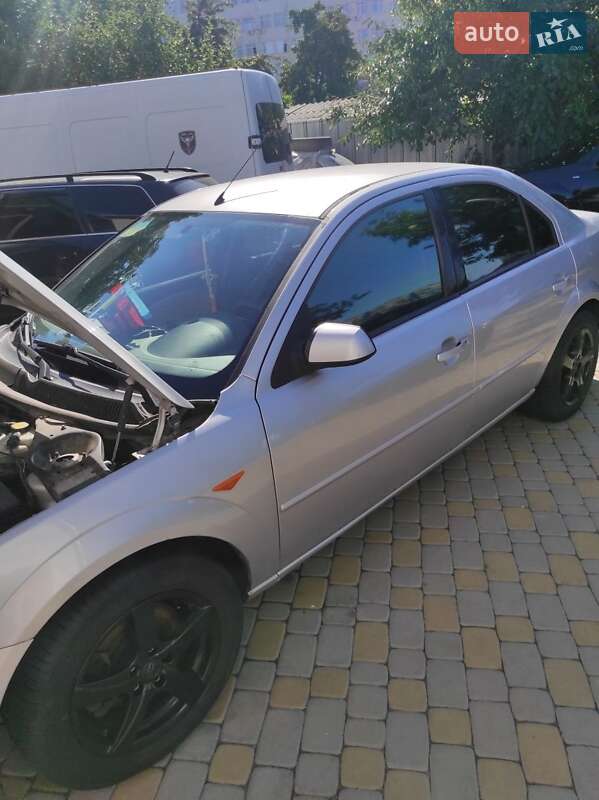 Седан Ford Mondeo 2002 в Черкассах фото 13 Седан Ford Mondeo 2002 в Черкассах