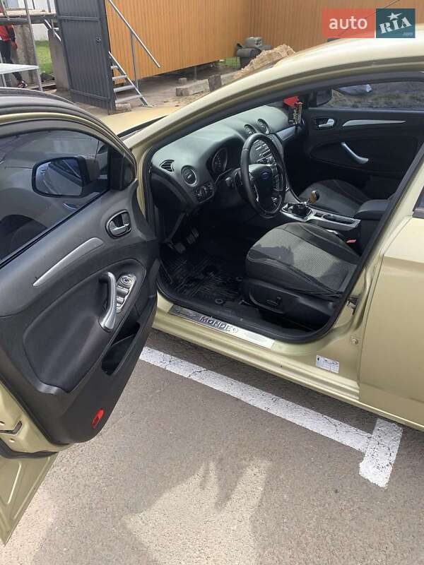 Седан Ford Mondeo 2007 в Коростені