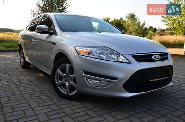 Седан Ford Mondeo 2013 в 