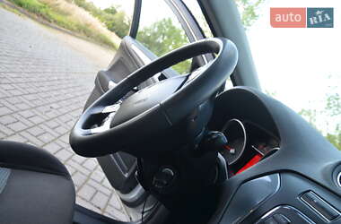 Седан Ford Mondeo 2013 в 