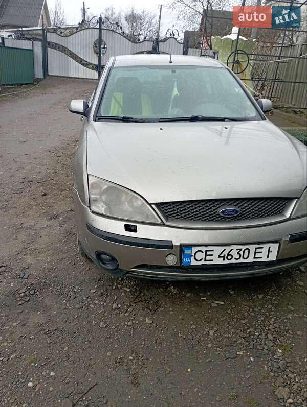 Седан Ford Mondeo 2002 в Черновцах
