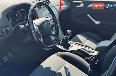 Лифтбек Ford Mondeo 2009 в 