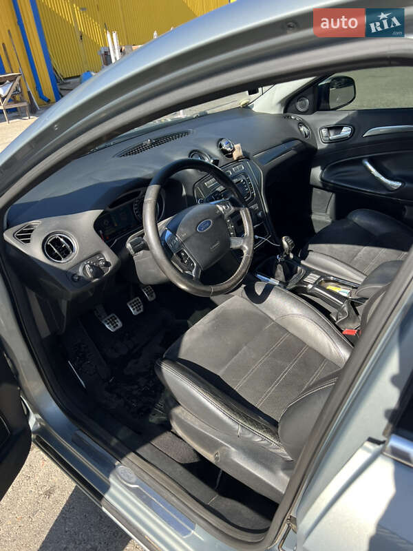 Седан Ford Mondeo 2007 в Киеве