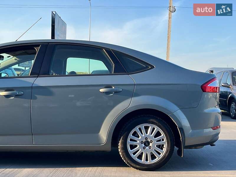 Седан Ford Mondeo 2008 в Львове