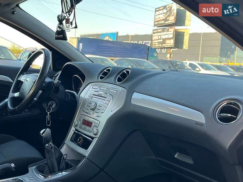 Седан Ford Mondeo 2008 в Львове