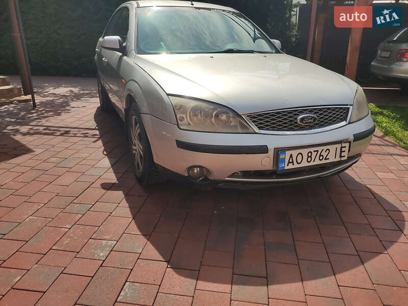 Ford Mondeo 2002