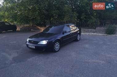 Лифтбек Ford Mondeo 2002 в 
