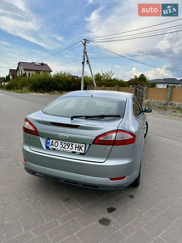 Лифтбек Ford Mondeo 2008 в Ужгороде
