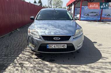 Лифтбек Ford Mondeo 2010 в 