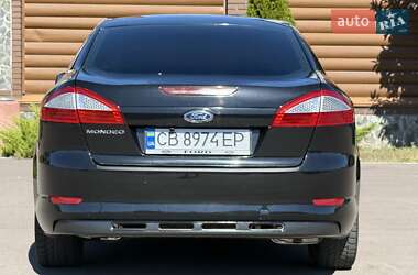 Седан Ford Mondeo 2010 в 