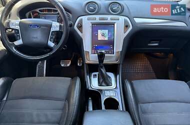 Седан Ford Mondeo 2010 в 