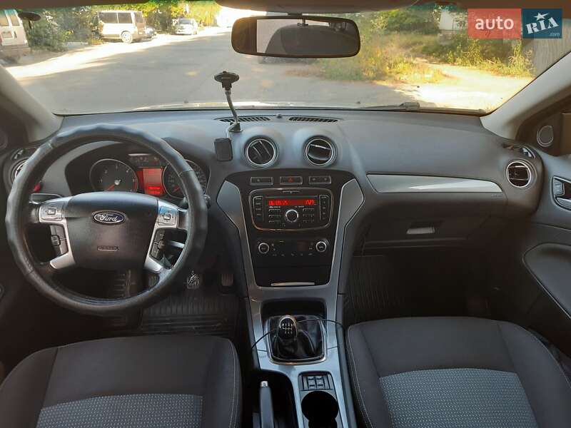 Универсал Ford Mondeo 2011 в Тернополе