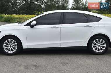 Седан Ford Mondeo 2016 в 