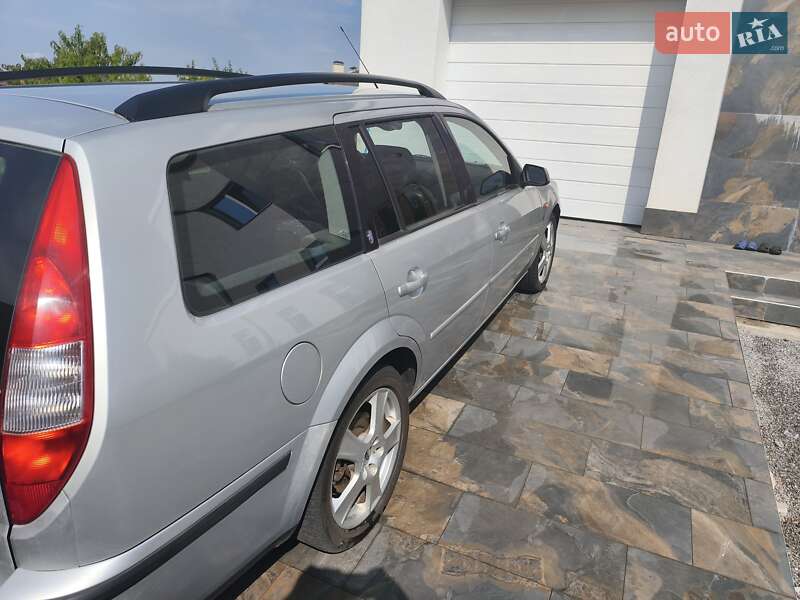 Универсал Ford Mondeo 2001 в Берёзовке