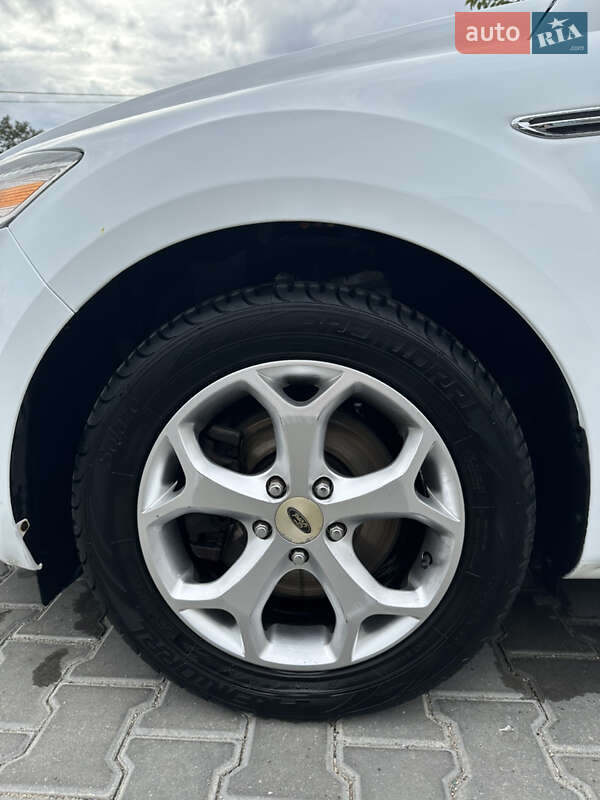 Лифтбек Ford Mondeo 2013 в Николаеве