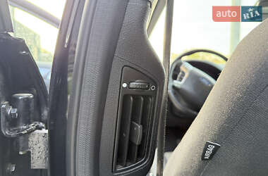 Седан Ford Mondeo 2011 в 