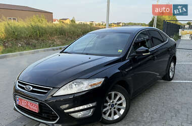 Седан Ford Mondeo 2011 в 