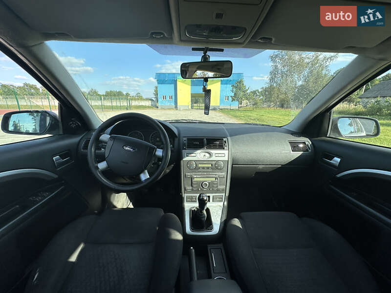 Універсал Ford Mondeo 2003 в Любомлі