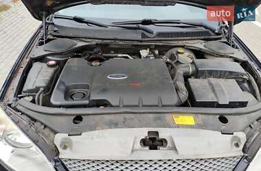 Универсал Ford Mondeo 2001 в 