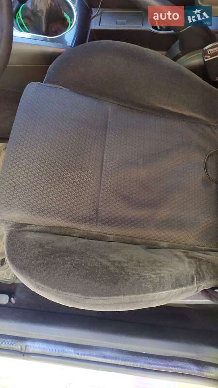 Седан Ford Mondeo 2002 в Чугуеве