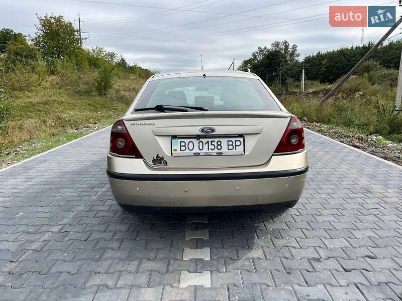 Ліфтбек Ford Mondeo 2004 в Тернополі