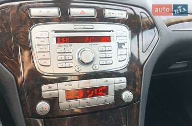 Седан Ford Mondeo 2009 в 