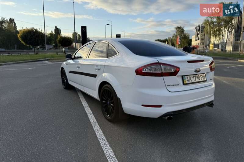 Седан Ford Mondeo 2011 в Житомирі
