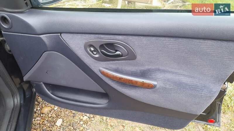 Універсал Ford Mondeo 1999 в Самборі