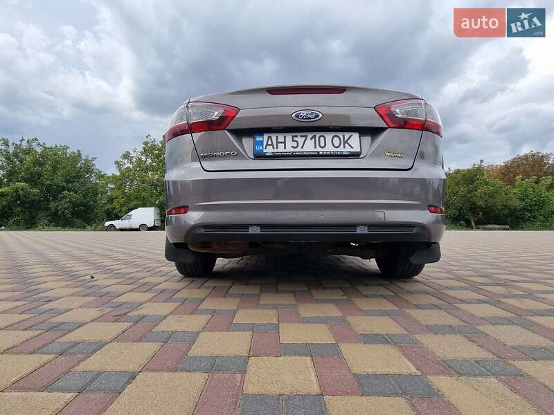 Лифтбек Ford Mondeo 2013 в Гайсине