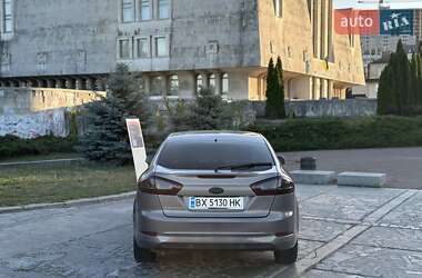 Лифтбек Ford Mondeo 2013 в 