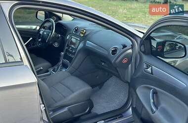 Лифтбек Ford Mondeo 2013 в 