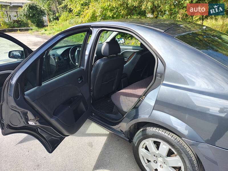 Ліфтбек Ford Mondeo 2006 в Шепетівці фото 9 Ліфтбек Ford Mondeo 2006 в Шепетівці