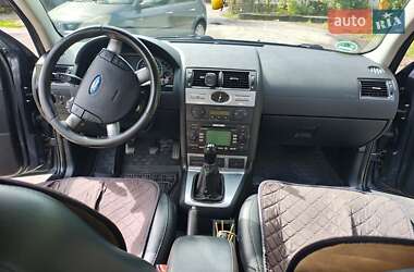 Лифтбек Ford Mondeo 2006 в 
