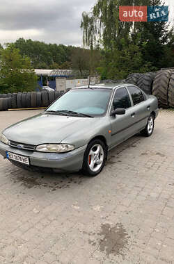 Седан Ford Mondeo 1993 в Хмельницькому
