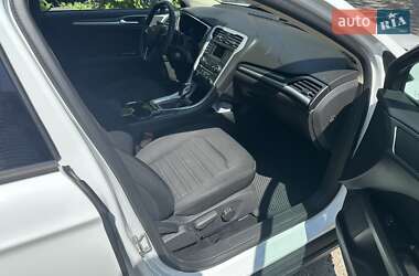 Лифтбек Ford Mondeo 2017 в 