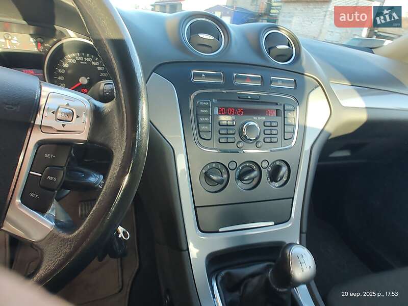 Седан Ford Mondeo 2011 в Киеве