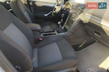 Седан Ford Mondeo 2011 в 