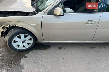 Седан Ford Mondeo 2005 в 