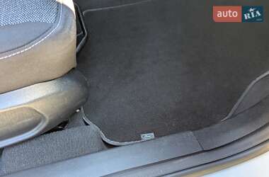 Лифтбек Ford Mondeo 2013 в 
