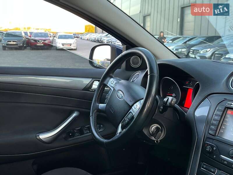 Лифтбек Ford Mondeo 2014 в Львове фото 56 Лифтбек Ford Mondeo 2014 в Львове