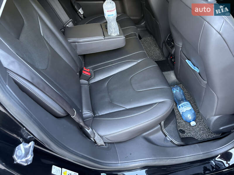 Седан Ford Mondeo 2016 в Киеве