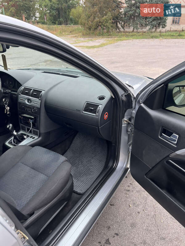 Універсал Ford Mondeo 2006 в Тульчині