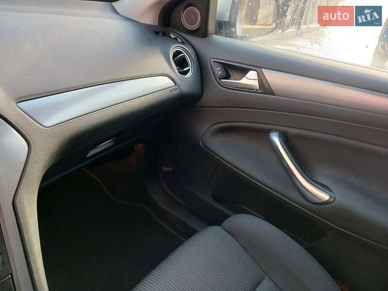 Универсал Ford Mondeo 2014 в Николаеве